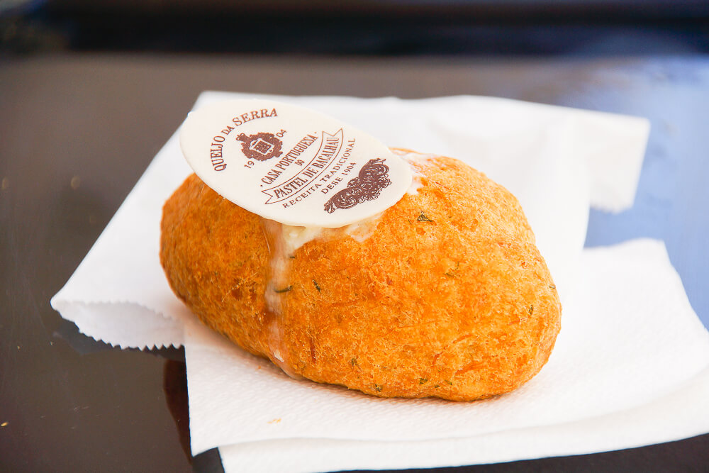 Pastel de Bacalhau
