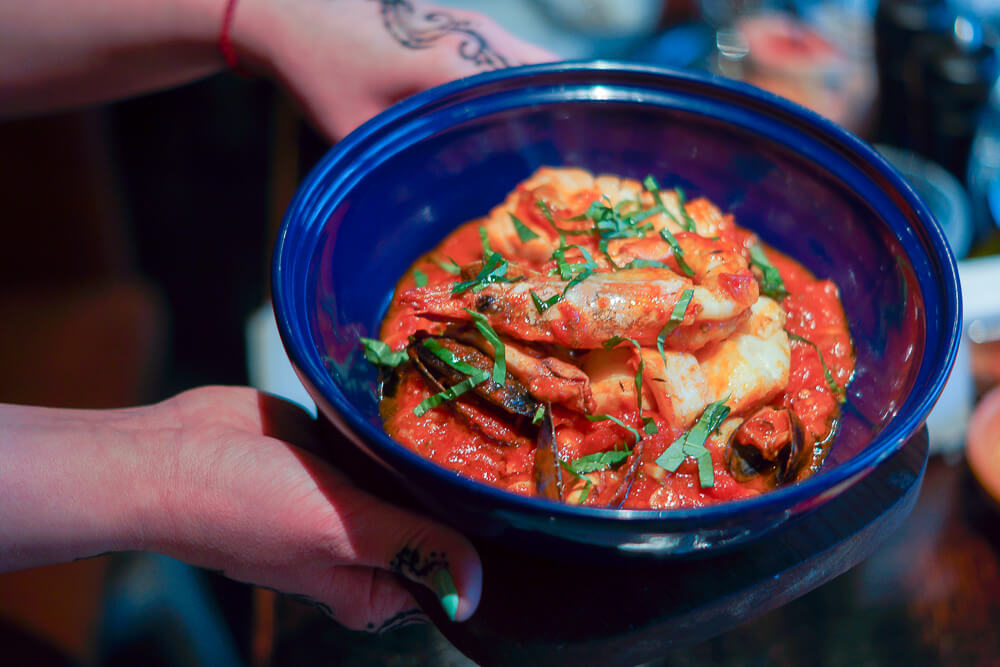 Nofar Restaurant Moskau - Seafood Tagine