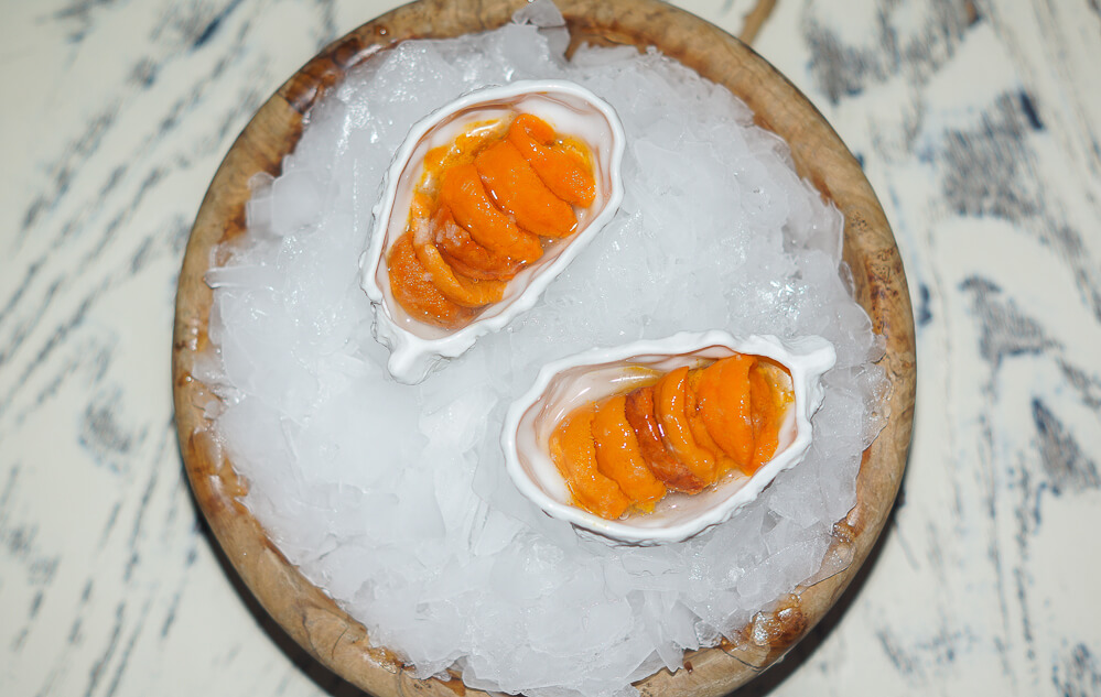 White Rabbit Moskau - Caviar of Sea urchin, sea bucktorn and sea water