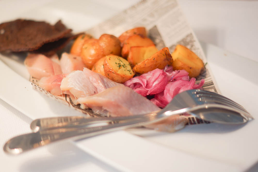 Grand-Café Dr. Zhivago - Hering, Kartoffeln und Zwiebel