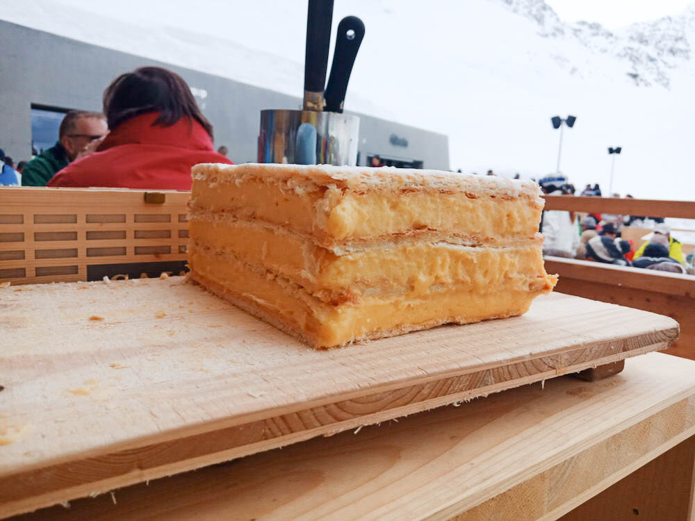 Motta Hütte Lenzerheide - Kuchen satt