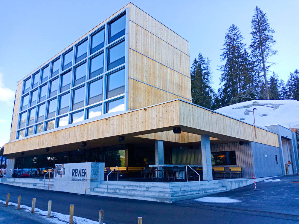 Revier Mountain Lodge Lenzerheide - Aussenansicht 2