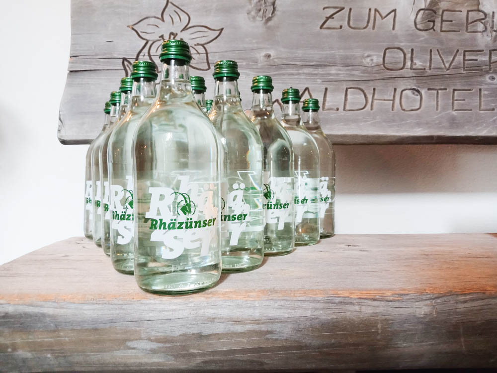 Waldhotel National in Arosa - Wasser in den Gängen