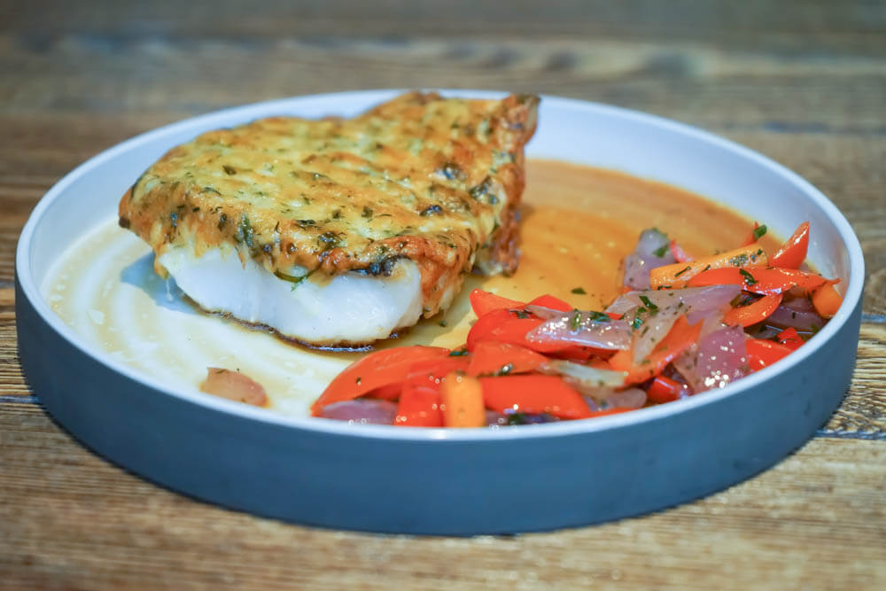 Kamchatka local Kitchen, Petropawlowsk - Black Cod mit Parmesankruste