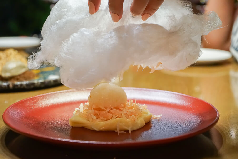 Po tihomu Gastrobar, Sochi - Zuckerwatte, Pomelo, Mangoeis 1
