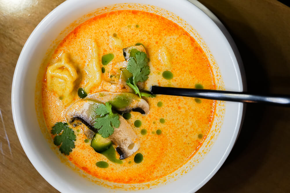 Po tihomu Gastrobar, Sochi - tolle Tom Kha Gai