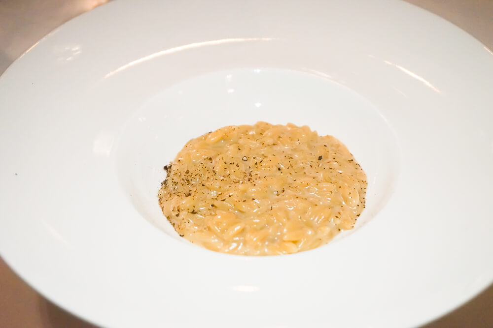 Cristina Bowerman, St. Moritz Gourmet Festival - Cacio & pepe - smoked pearl barley, sea urchins