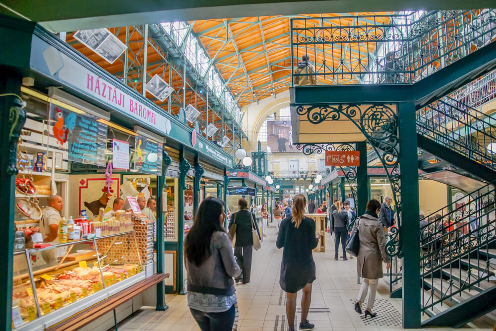 Buja Disznó(k) Restaurant, Budapest - In der Markthalle