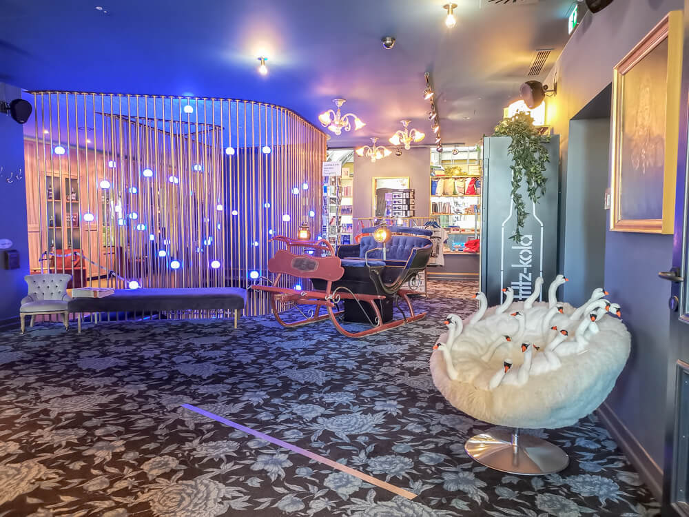 25hours Hotel München The Royal Bavarian - Lobby