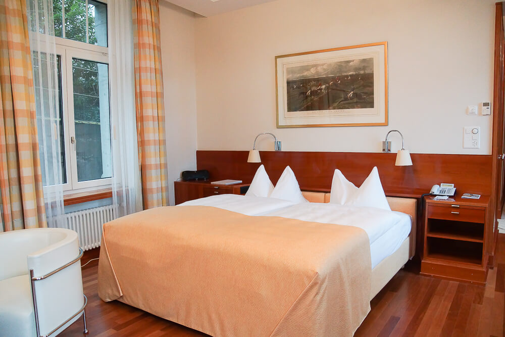 Hotel Einstein St. Gallen - bequeme Kingsize Betten